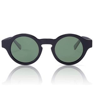 Sunglasses With Gift Packaging